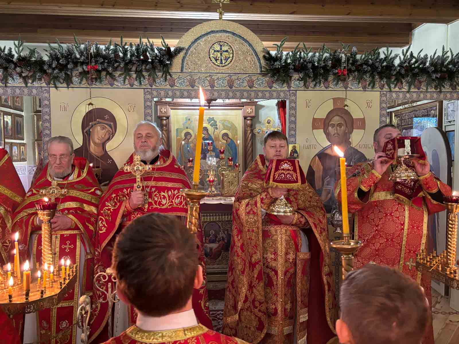 Божественная литургия в день памяти преподобномученика Кронида Радонежского